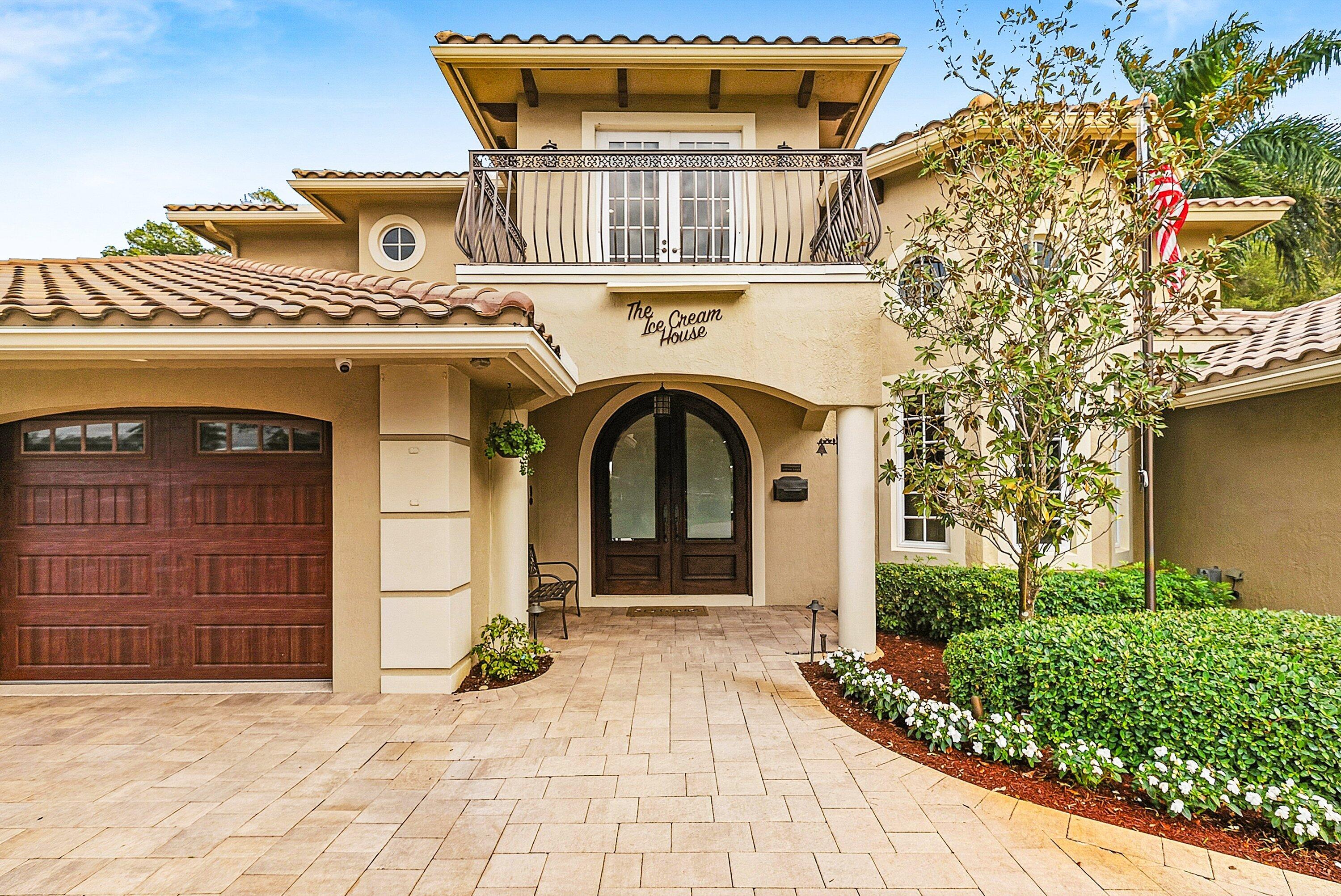 228 Orange Tree Drive Atlantis, FL 33462 - Photo 4 of 76 004-228OrangeTreeDrive-Atlantis-FL-33462