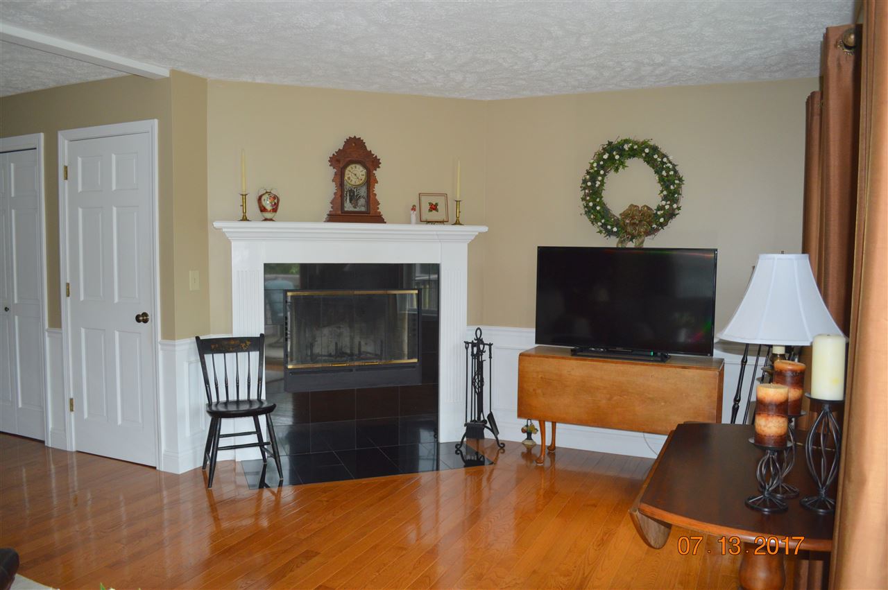 6 Veterans Road, Unit 17 Amherst, NH 03031 - Photo 7 of 35 Gallery Image 7
