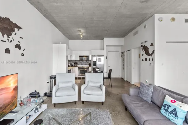 $2,400 | 133 Northeast 2nd Avenue, Unit 1815, Miami, FL 33132