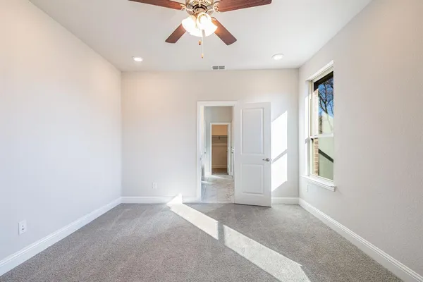 $2,450 | 1725 Blakely Place, Little Elm, TX 76227