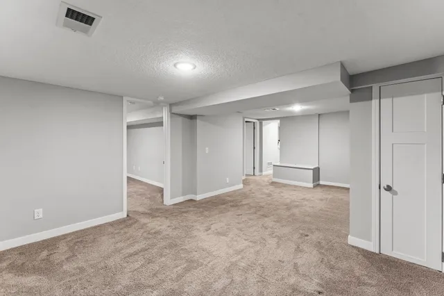 $300,000 | 520 Barrett Street South, Winsted, MN 55395