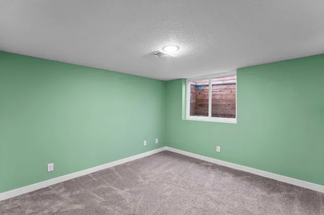 $300,000 | 520 Barrett Street South, Winsted, MN 55395