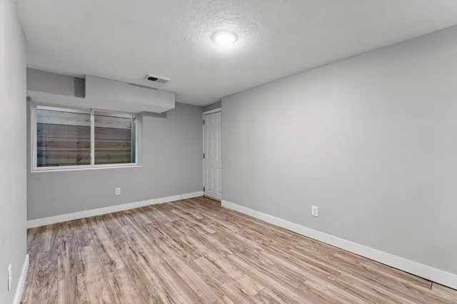 $300,000 | 520 Barrett Street South, Winsted, MN 55395