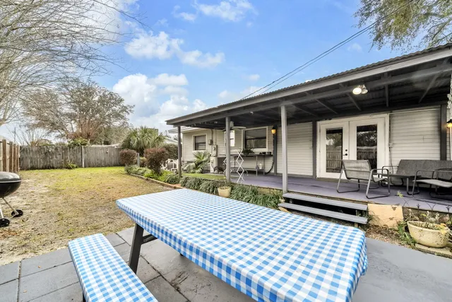 $388,000 | 111 Cedar Avenue Southwest, Fort Walton Beach, FL 32548