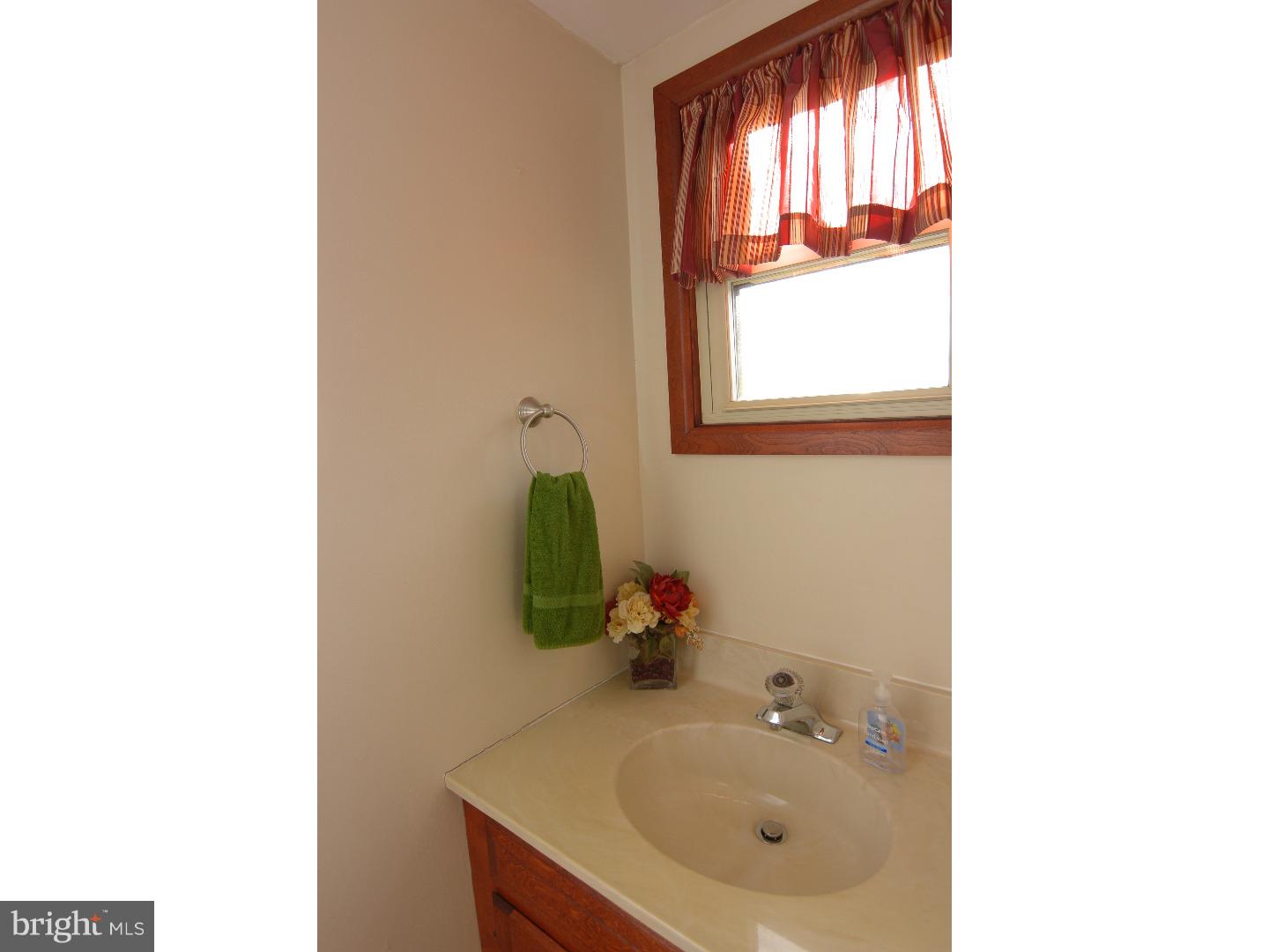2408 Spring Street Reading, PA 19609 - Photo 14 of 24 Gallery Image 14
