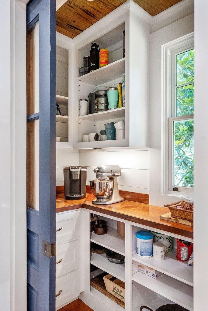 1792 Appleton Road Allendale, SC 29810 - Photo 23 of 70 Kitchen Pantry
