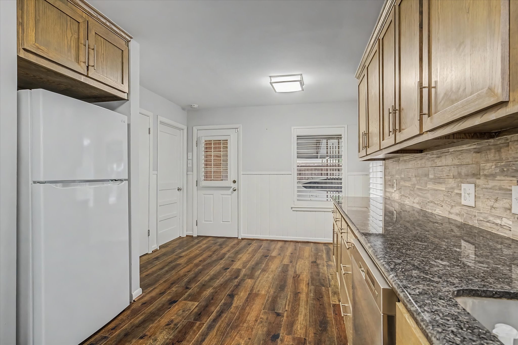 2123 Ridgecrest Drive Houston, TX 77055 - Photo 20 of 44