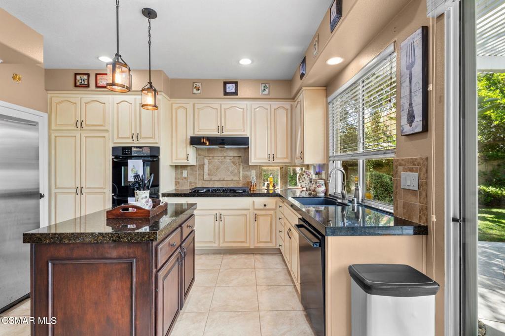 4317 Timberdale Road Moorpark, CA 93021 - Photo 16 of 55 Gallery Image 16