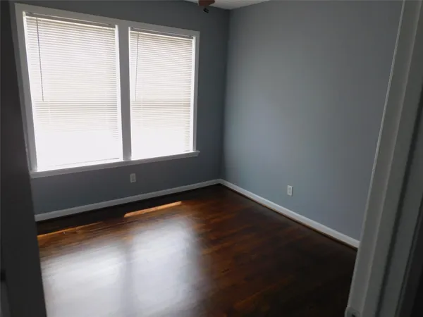 $1,450 | 3719 Meadowlake Road, Pasadena, TX 77503