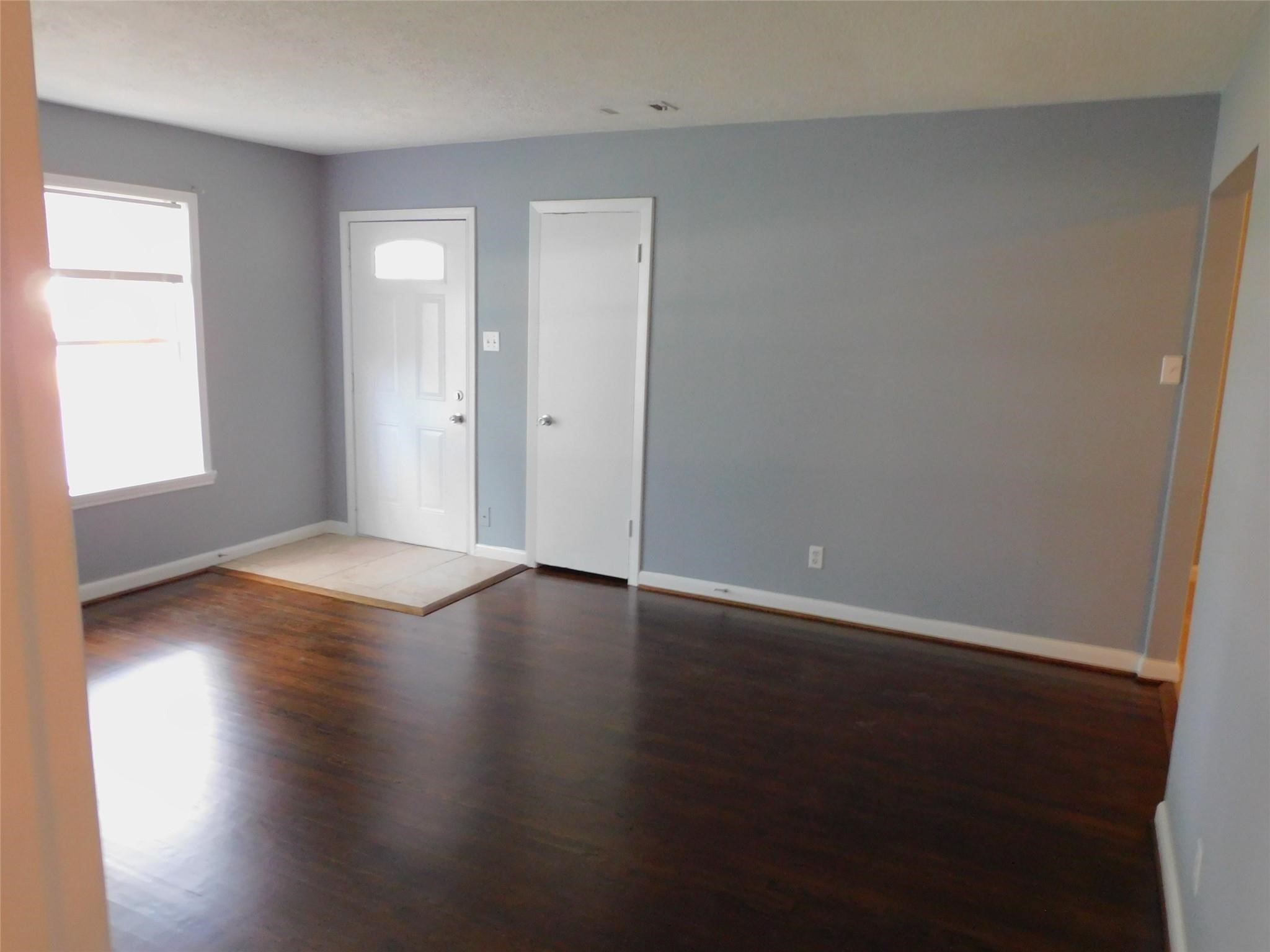 3719 Meadowlake Road Pasadena, TX 77503 - Photo 3 of 16