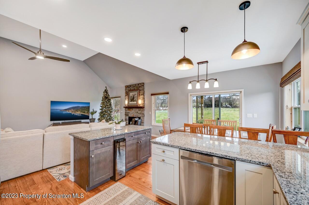 72 Joleona Drive Clarks Summit, PA 18411 - Photo 20 of 47 72 Joleona Dr 17 Large