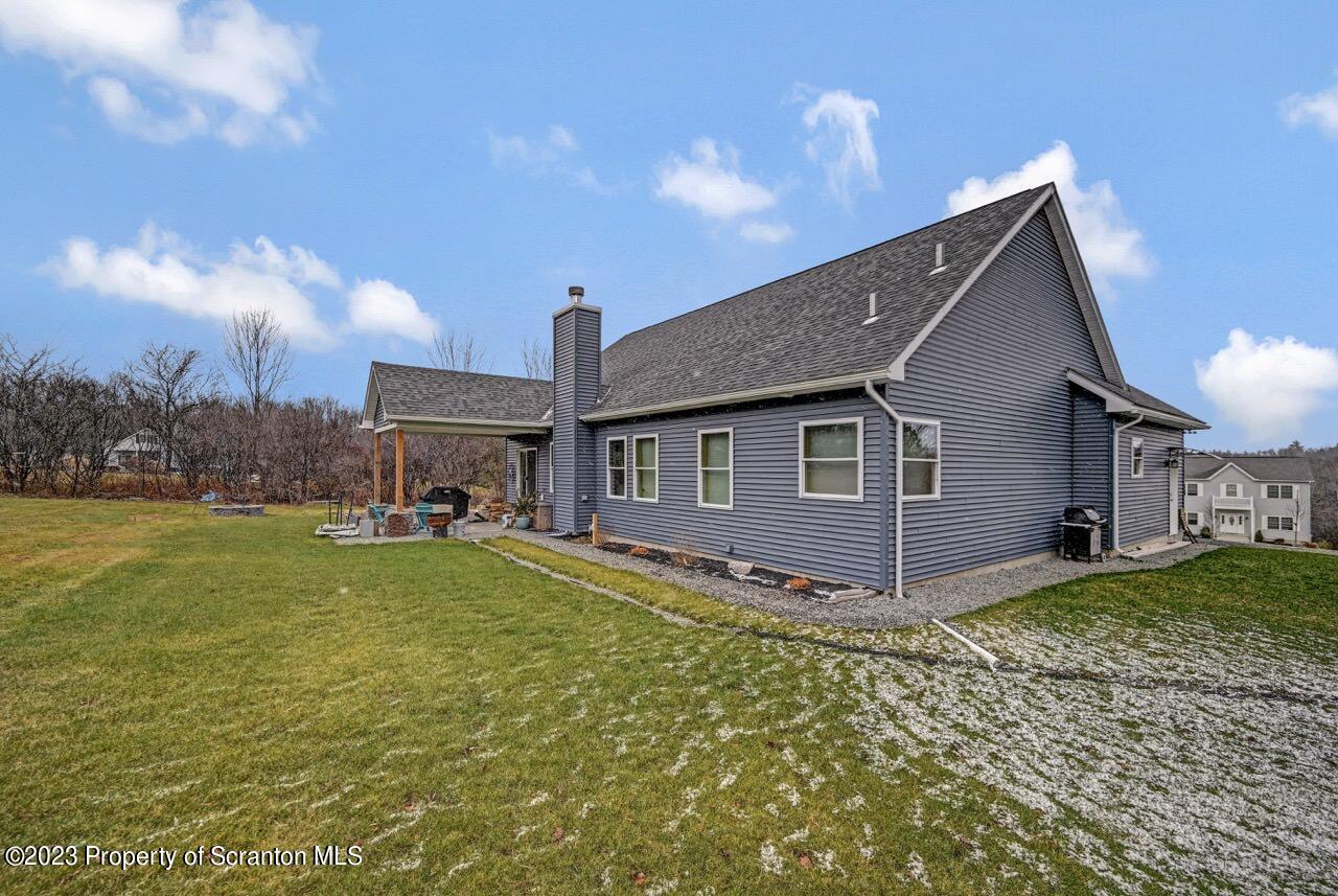 72 Joleona Drive Clarks Summit, PA 18411 - Photo 5 of 47 72 Joleona Dr 03 Large