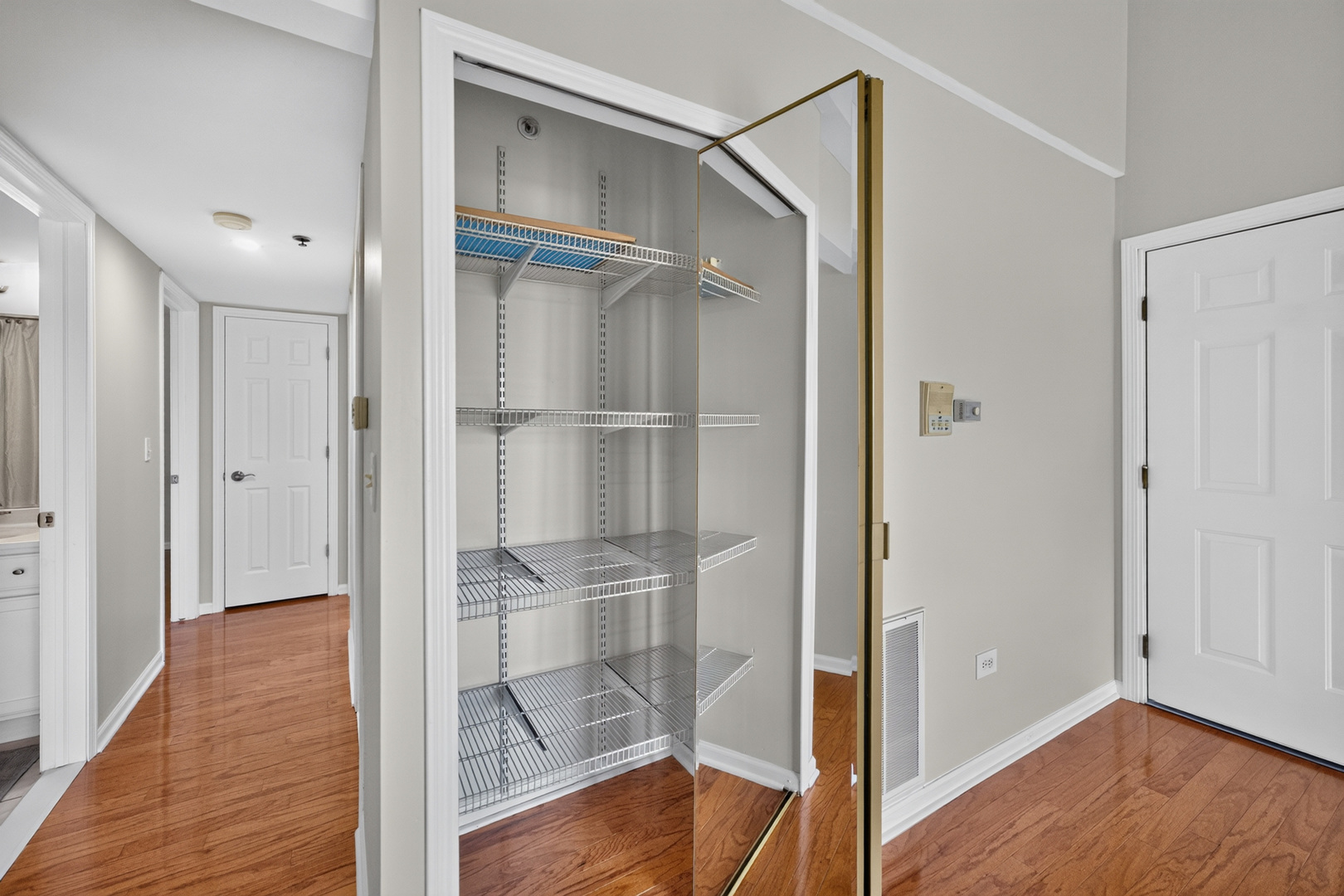 1204 Chalet Road, Unit 302 Naperville, IL 60563 - Photo 14 of 37 Gallery Image 14