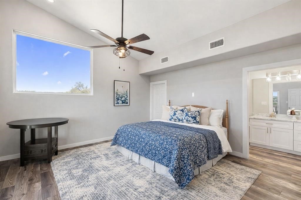 582 Delaware Creek Road Boerne, TX 78006 - Photo 10 of 31