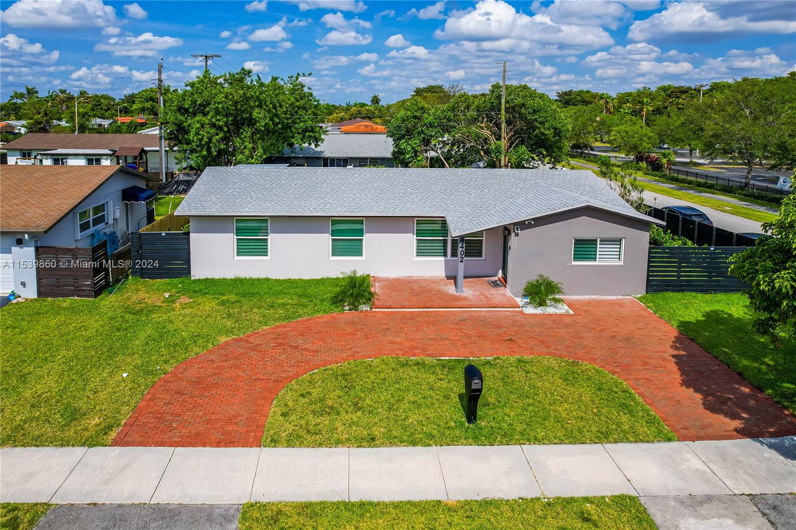 4402 Southwest 89th Ct  