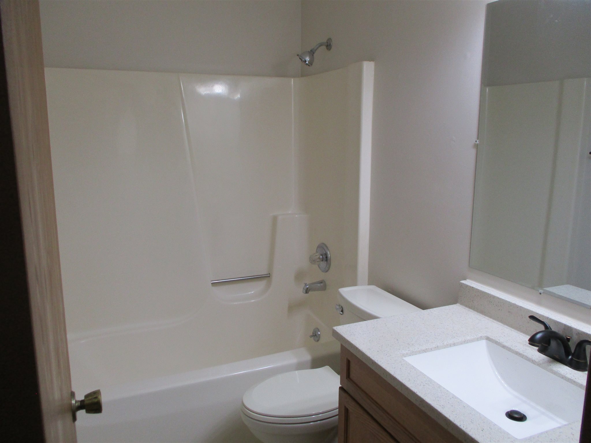 3810 Spring Street Davenport, IA 52807 - Photo 7 of 14 Gallery Image 7