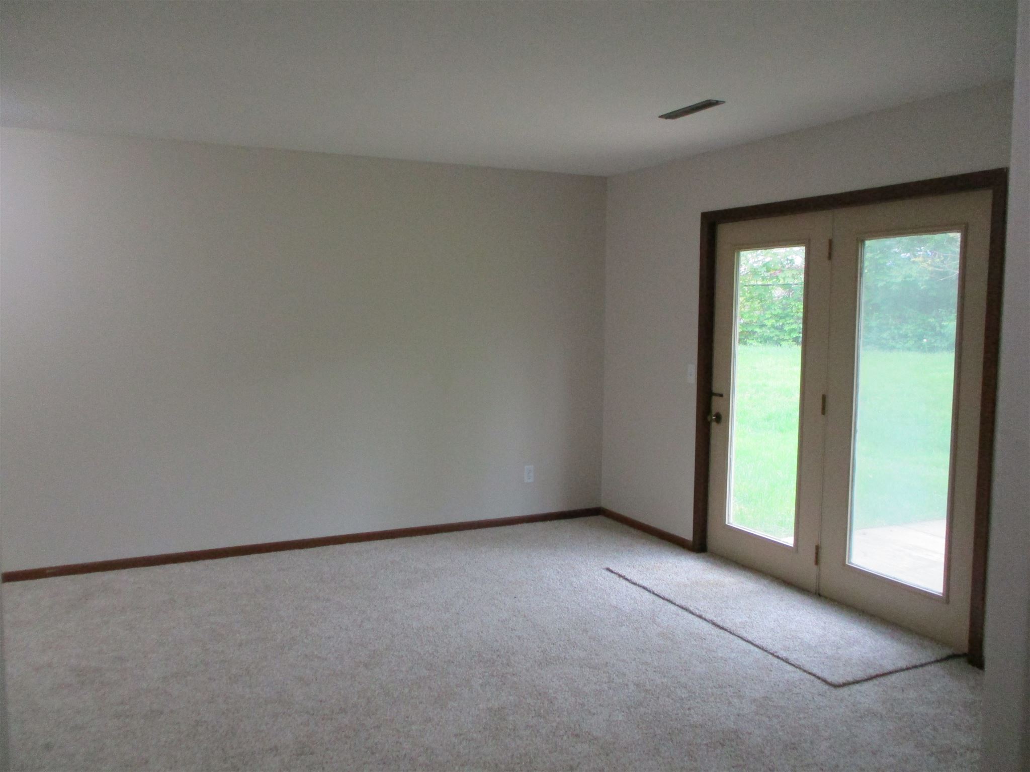 3810 Spring Street Davenport, IA 52807 - Photo 10 of 14 Gallery Image 10