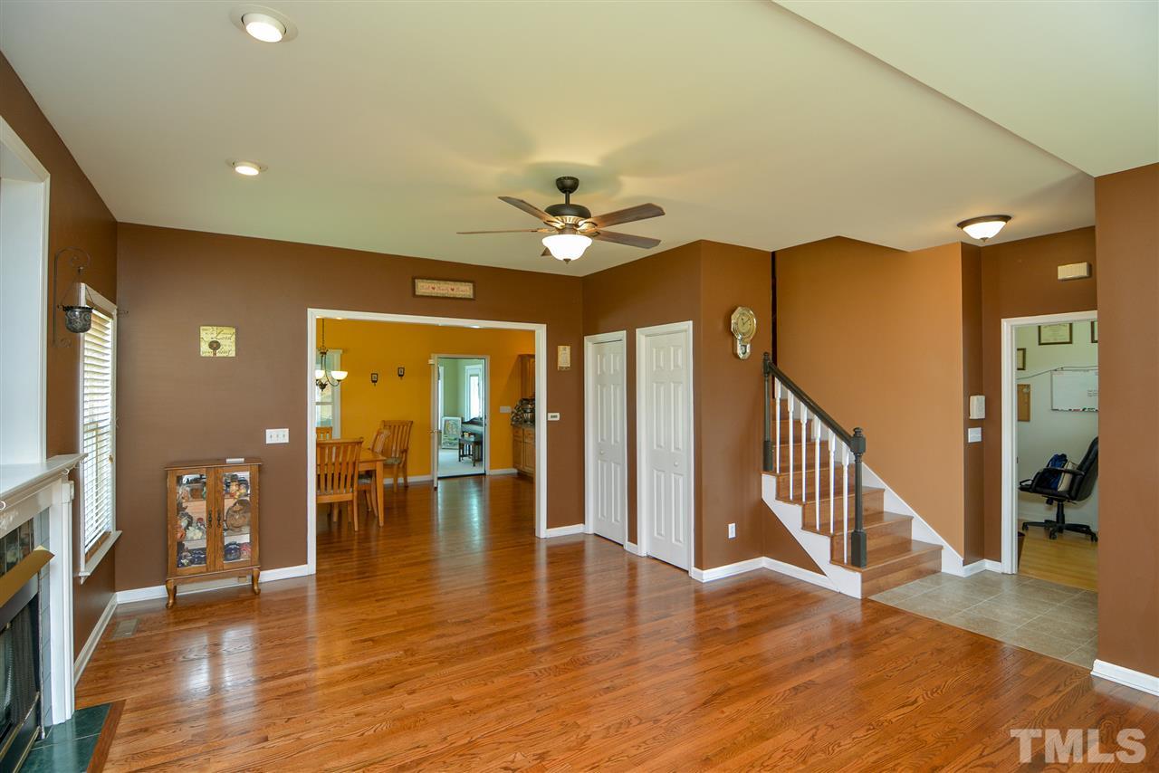 1029 Red Brick Road Garner, NC 27529 - Photo 4 of 25