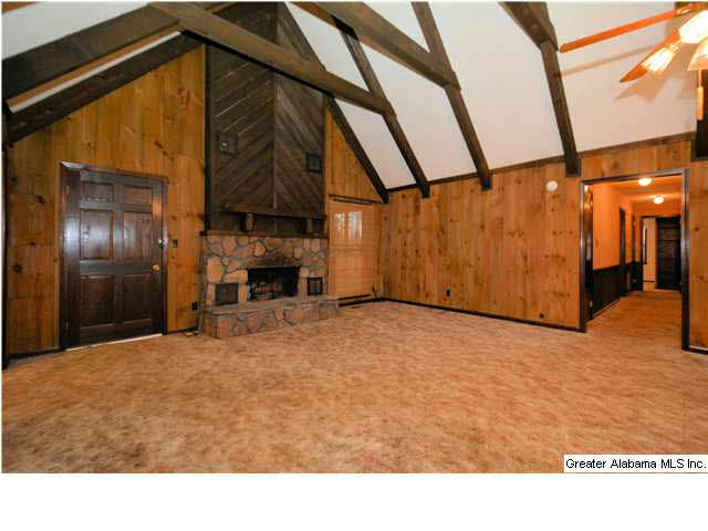 605 Princess Lane Bessemer, AL 35022 - Photo 3 of 31