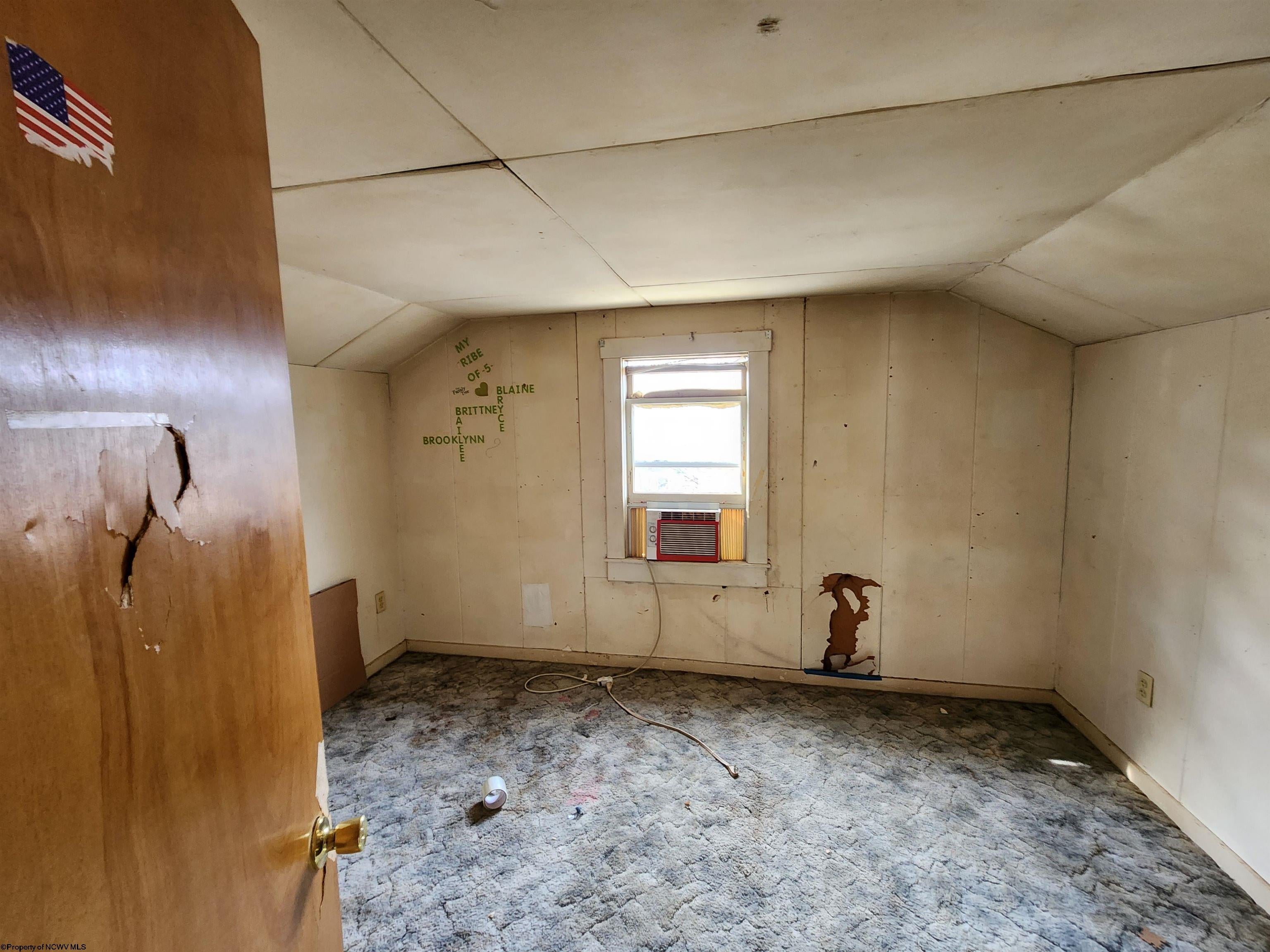 69 Maple Lake Road Bridgeport, WV 26330 - Photo 5 of 14 Gallery Image 5