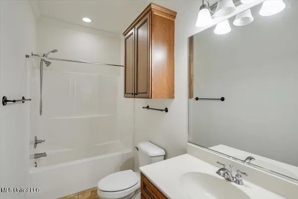 $2,300 | 409 Sand Stone Place, Brandon, MS 39042