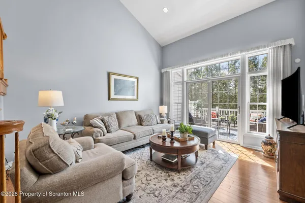 $489,000 | 202 Thackeray Cl, Moosic, PA 18507