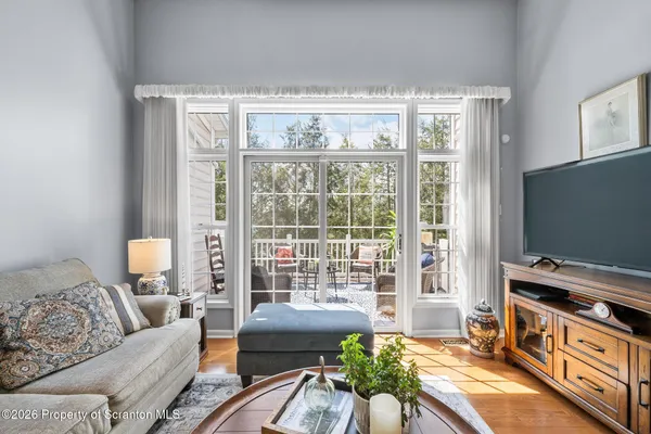 $489,000 | 202 Thackeray Cl, Moosic, PA 18507