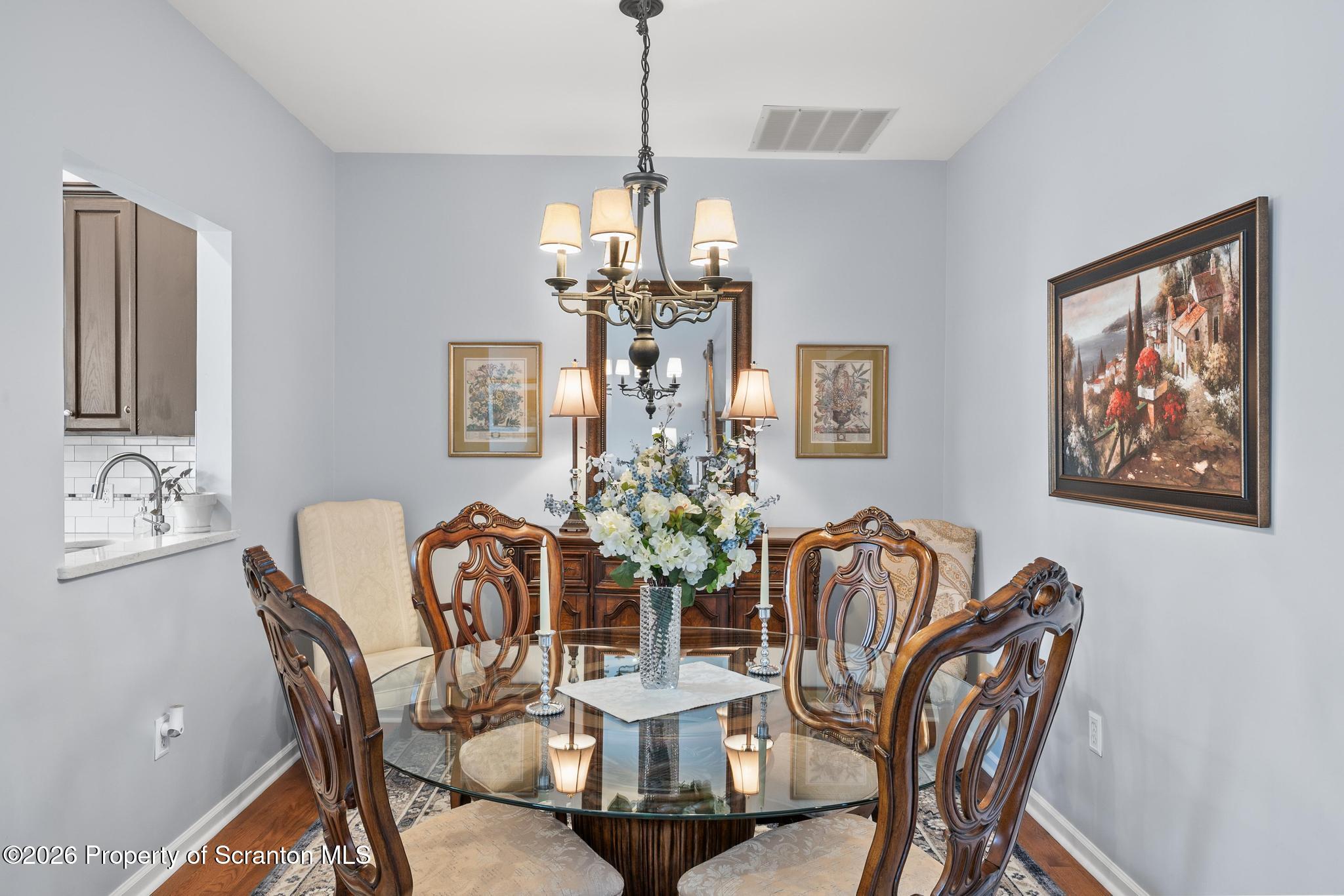 202 Thackeray Cl Moosic, PA 18507 - Photo 10 of 51 Dining Room