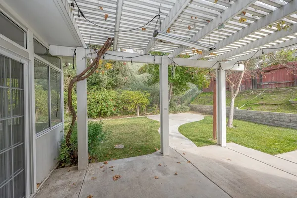 $4,300 | 12200 Crest Avenue, Sylmar, CA 91342