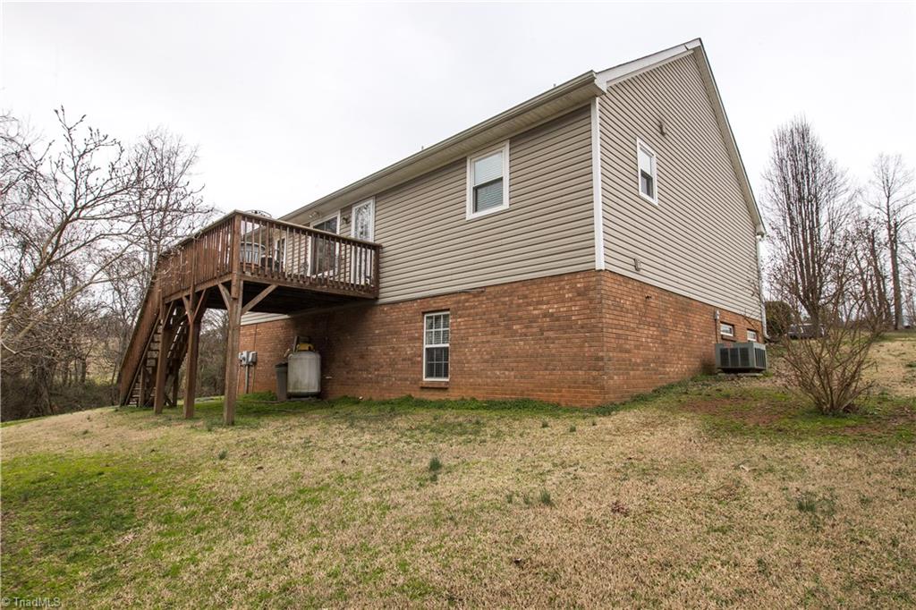 6773 Rangecrest Road Belews Creek, NC 27009 - Photo 24 of 27 Gallery Image 24