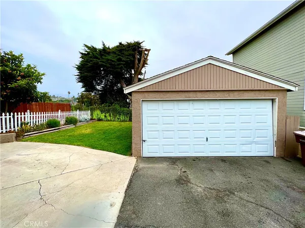 $4,150 | 2613 Calle Del Comercio, Unit B, San Clemente, CA 92672