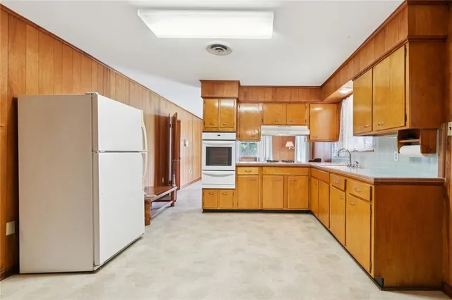 $315,000 | Undisclosed Address, Metairie, LA 70001