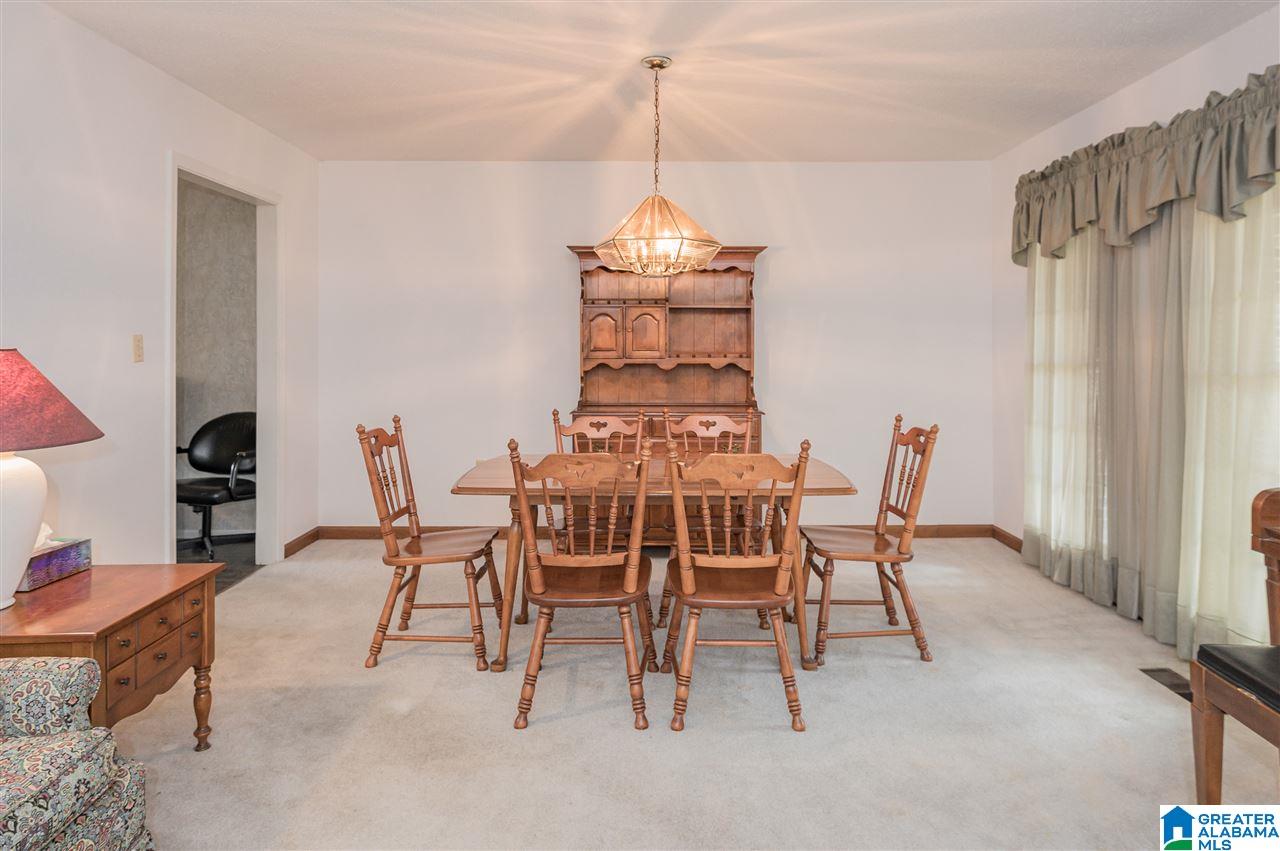681 Valley View Road Pelham, AL 35124 - Photo 8 of 39