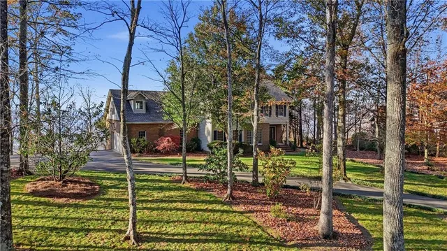 $1,075,000 | 141 Brow Lake Road, Lookout Mountain, GA 30750