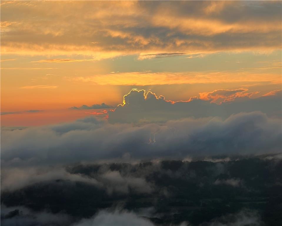 141 Brow Lake Road Lookout Mountain, GA 30750 - Photo 65 of 66 a view of sunset