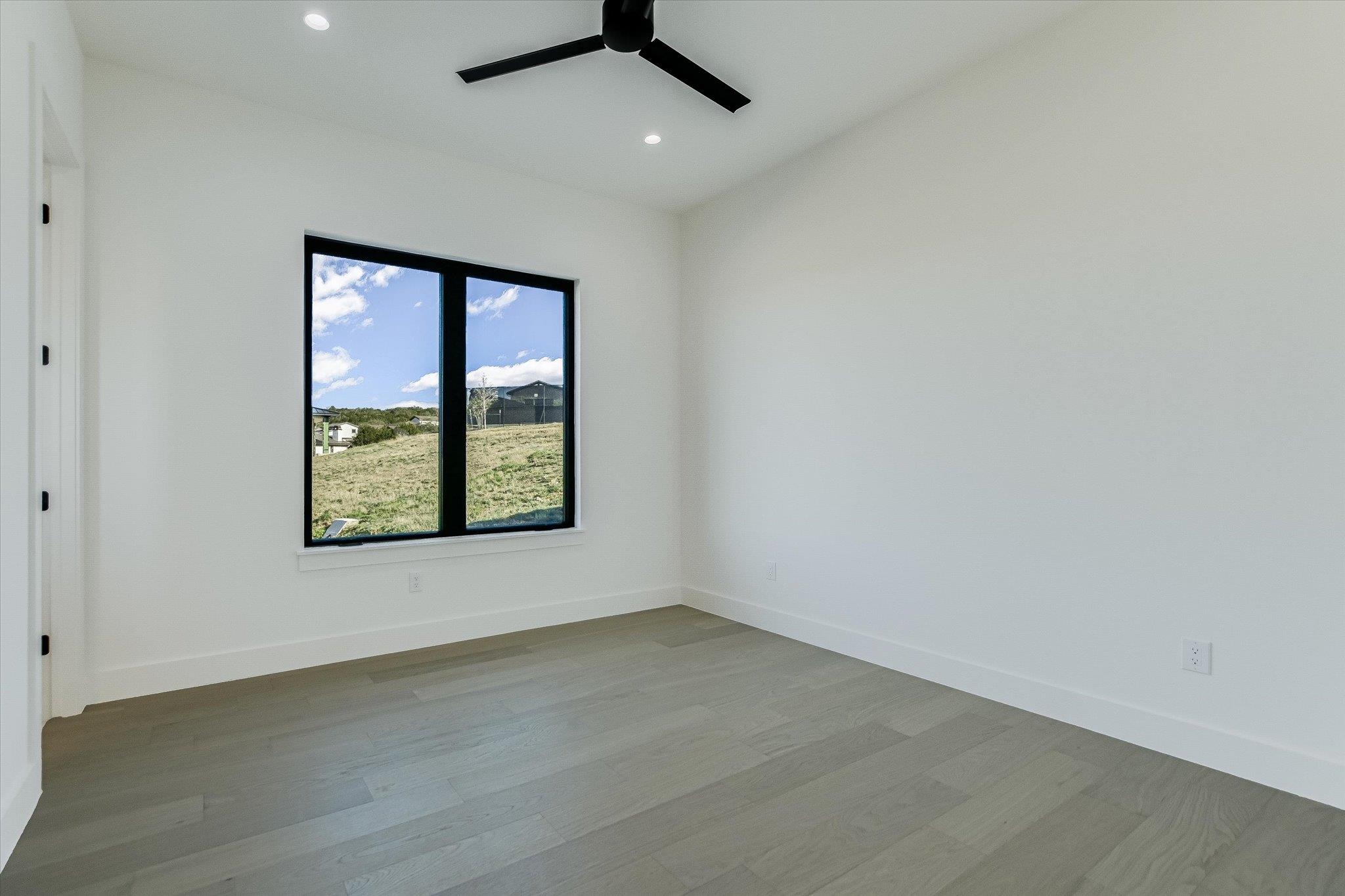 105 Via Roma Court Horseshoe Bay, TX 78657 - Photo 22 of 36