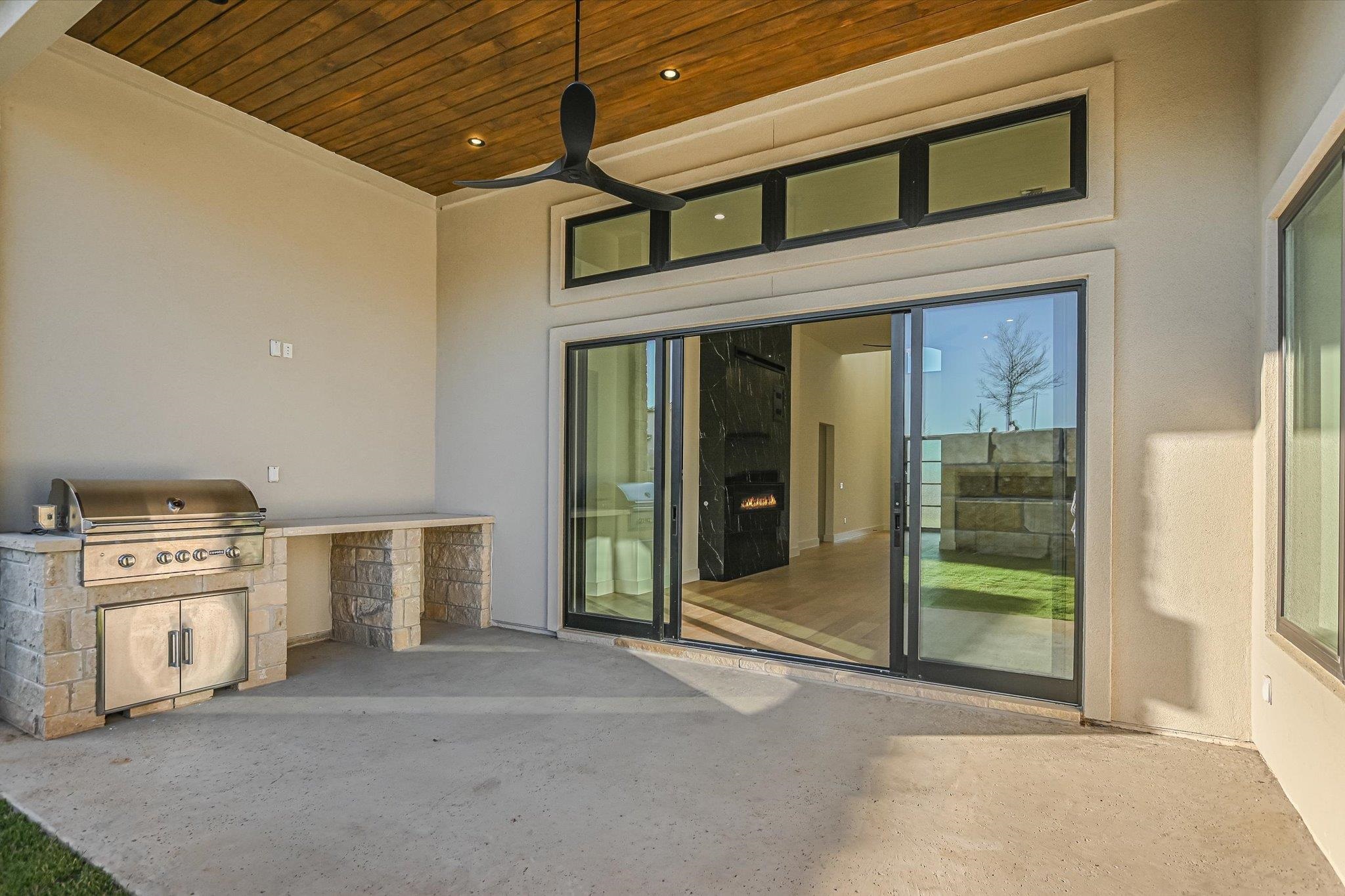 105 Via Roma Court Horseshoe Bay, TX 78657 - Photo 26 of 36