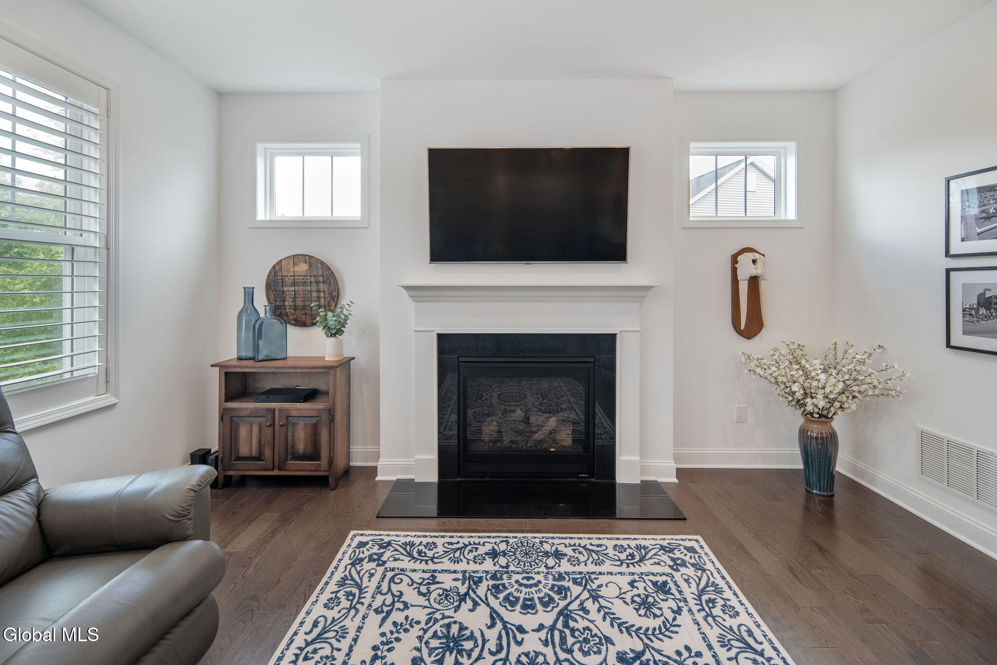 4 Stuart Drive Halfmoon, NY 12118 - Photo 12 of 43 13-4StuartDr_13