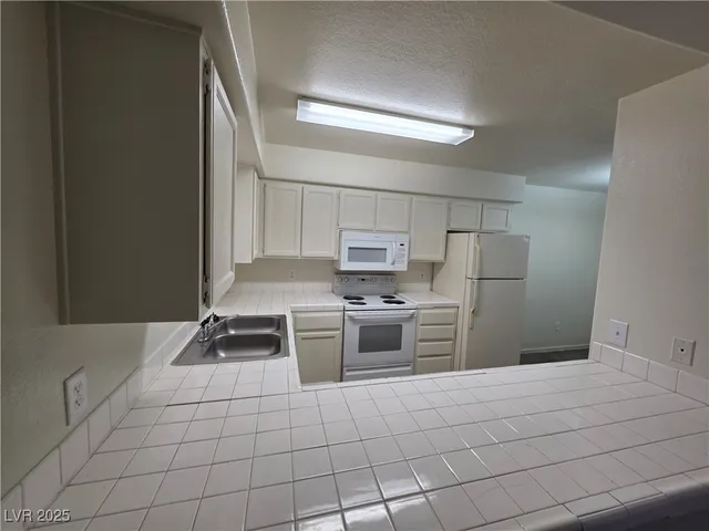 $875 | 2725 South Nellis Boulevard, Unit 1158, Las Vegas, NV 89121