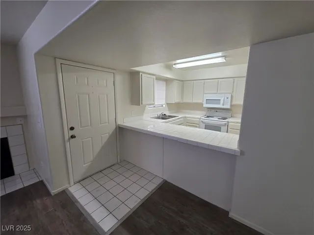 $875 | 2725 South Nellis Boulevard, Unit 1158, Las Vegas, NV 89121