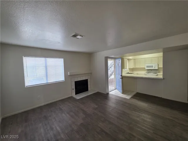 $875 | 2725 South Nellis Boulevard, Unit 1158, Las Vegas, NV 89121