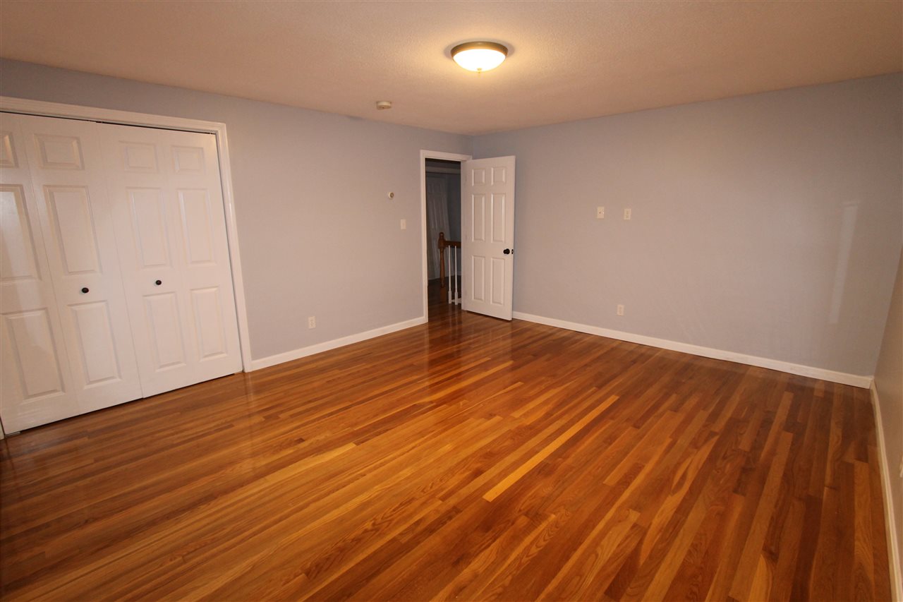 18 Pond Road Derry, NH 03038 - Photo 24 of 34