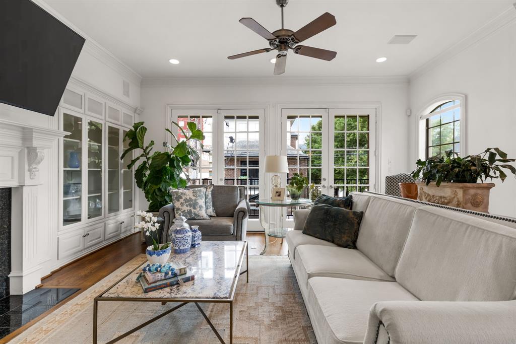 4322 Throckmorton Street Dallas, TX 75219 - Photo 15 of 40