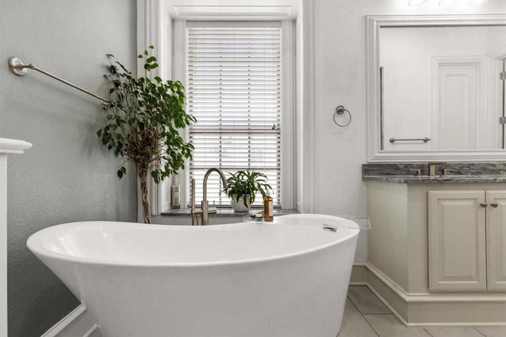 4322 Throckmorton Street Dallas, TX 75219 - Photo 25 of 40