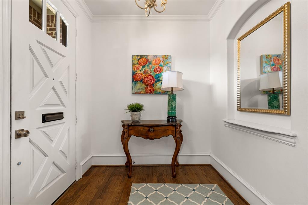 4322 Throckmorton Street Dallas, TX 75219 - Photo 3 of 40