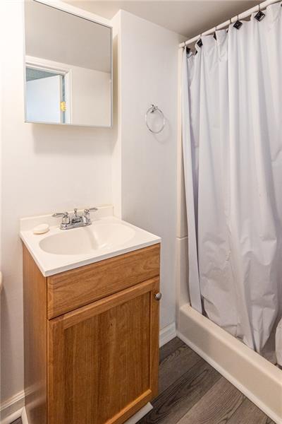 5863 Phillips Avenue Pittsburgh, PA 15217 - Photo 21 of 24