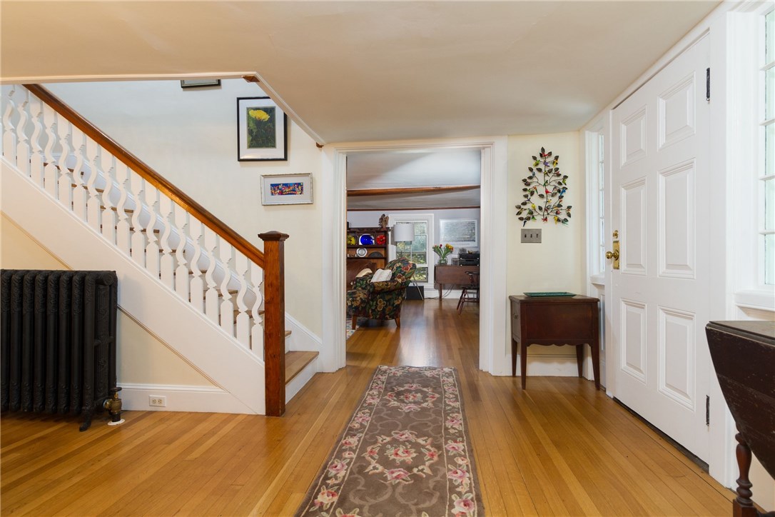 534 Post Road South Kingstown, RI 02879 - Photo 4 of 39
