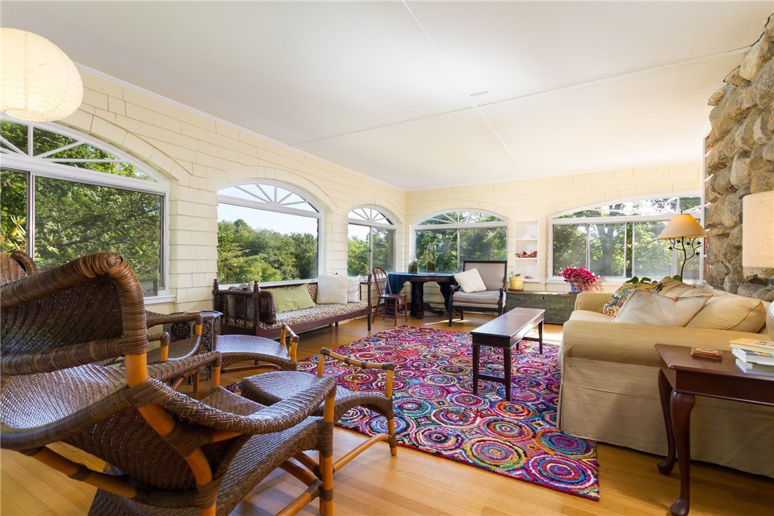 534 Post Road South Kingstown, RI 02879 - Photo 8 of 39