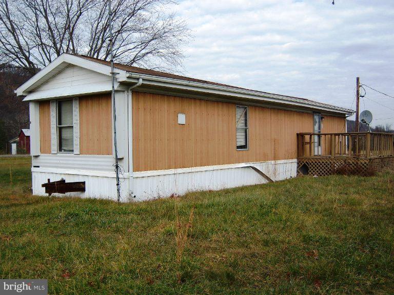 10800 Valley Road Berkeley Springs, WV 25411 - Photo 11 of 14 Exterior (General)