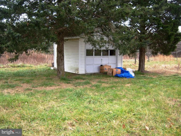 10800 Valley Road Berkeley Springs, WV 25411 - Photo 9 of 14 Exterior (General)